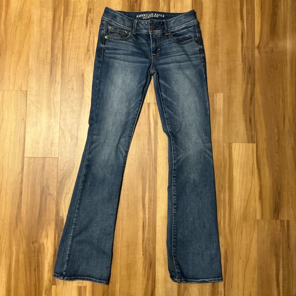 American Eagle Outfitters Women's Classic Blue Flare Jeans